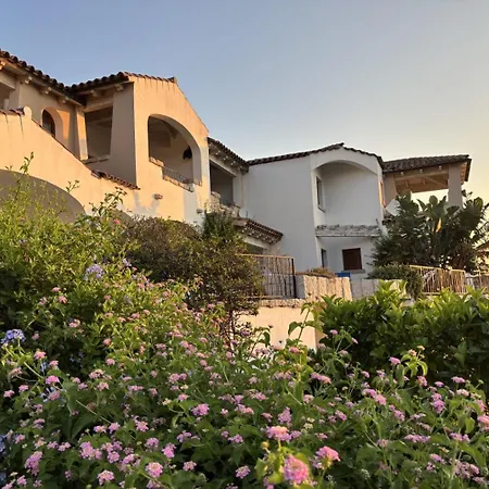 Alba Vista Mare - Mit Meerblick Und Pool Budoni, Sardinien Apartmán Tanaunella