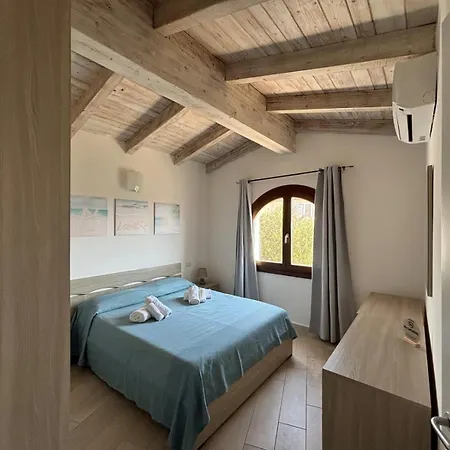 Alba Vista Mare - Mit Meerblick Und Pool Budoni, Sardinien Tanaunella