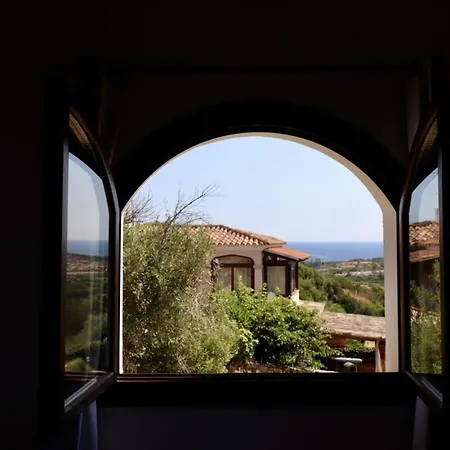 Apartmán Alba Vista Mare - Mit Meerblick Und Pool Budoni, Sardinien *