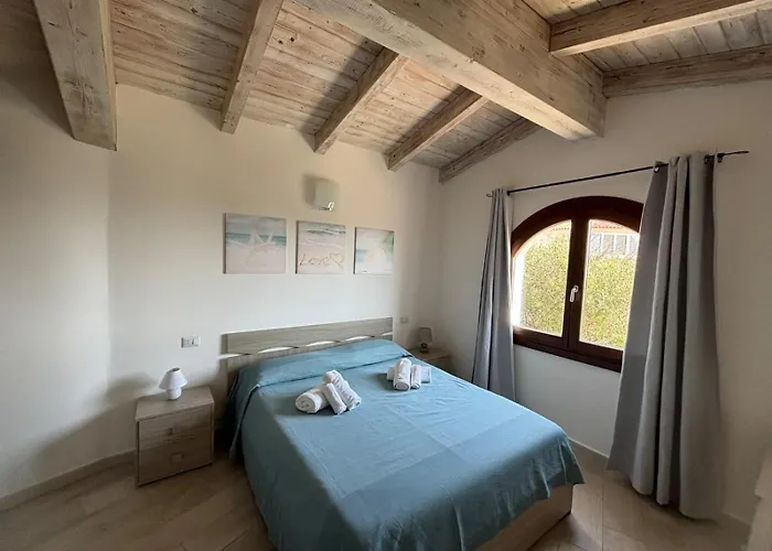 Alba Vista Mare - Mit Meerblick Und Pool Budoni, Sardinien Tanaunella