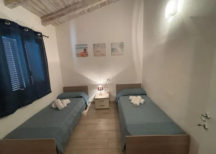 Alba Vista Mare - Mit Meerblick Und Pool Budoni, Sardinien *